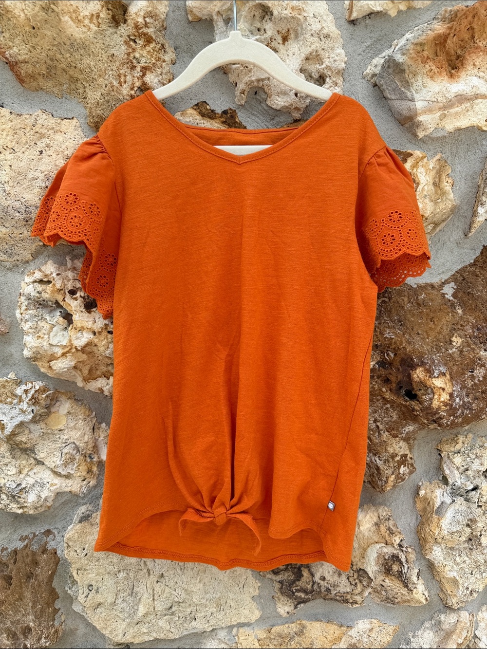 Kids top Lucky brand eyelet flutter sleeve  knotted front Top